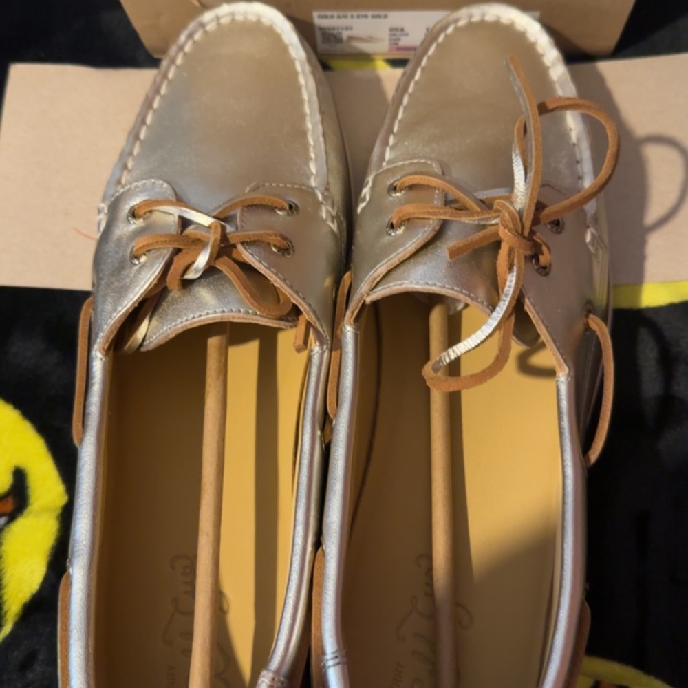 SPERRY GOLD CUP AUTHENTIC ORIGINAL 2-EYE MONTANA BOAT SHOE Gold Metallic Size 11 - Picture 3 of 10